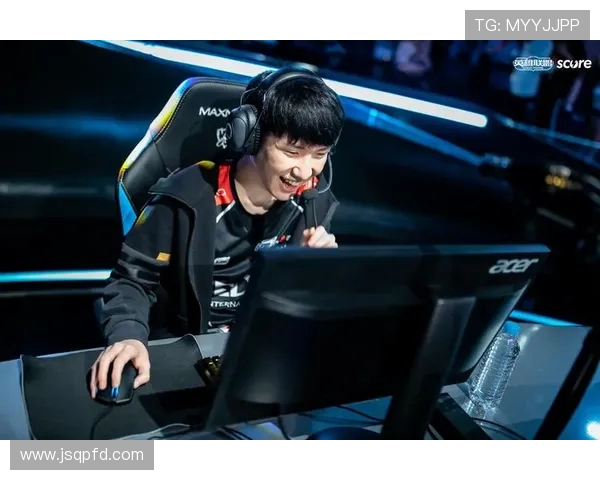 DOTA2战术解析:深入探讨EDG战队的进攻策略与执行技巧 DOTA2战术解析:深入探讨EDG战队的进攻策略与执行技巧
