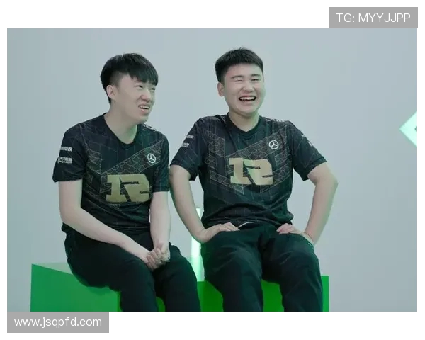 RNG在大师赛中的团队配合分析与表现评估