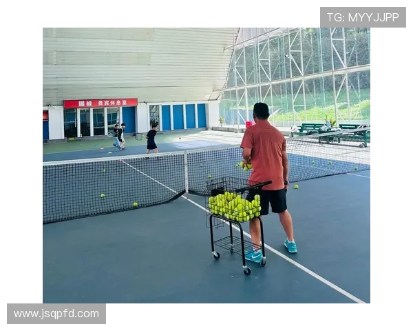 南京网球队近期表现分析与未来发展方向探讨