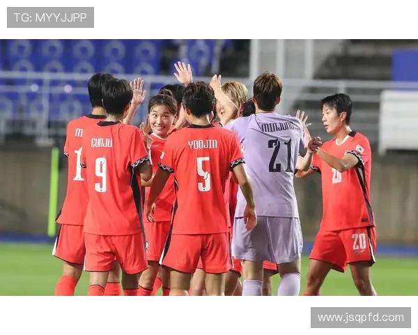 2017年东亚杯韩国与日本激战回顾及精彩瞬间分析