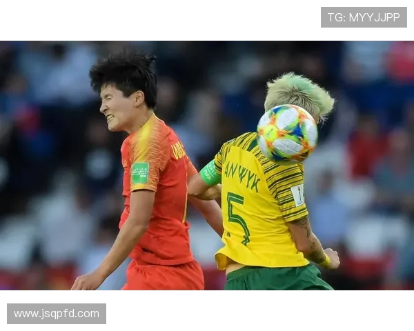 南非与中国足球比赛比分结果分析及精彩瞬间回顾