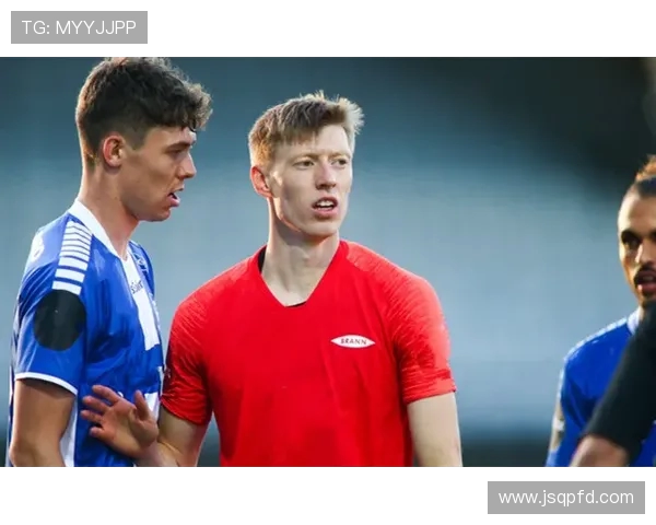 罗森博格与布兰足球对决解析精彩瞬间与战术分析