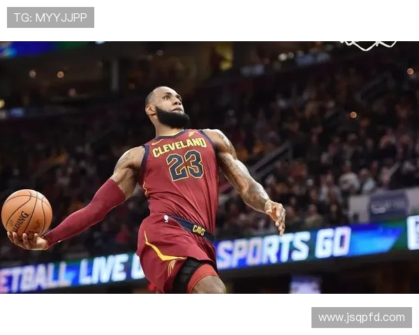 詹姆斯:从篮球场上的传奇到全球文化偶像的多重身份探索 詹姆斯:从篮球场上的传奇到全球文化偶像的多重身份探索