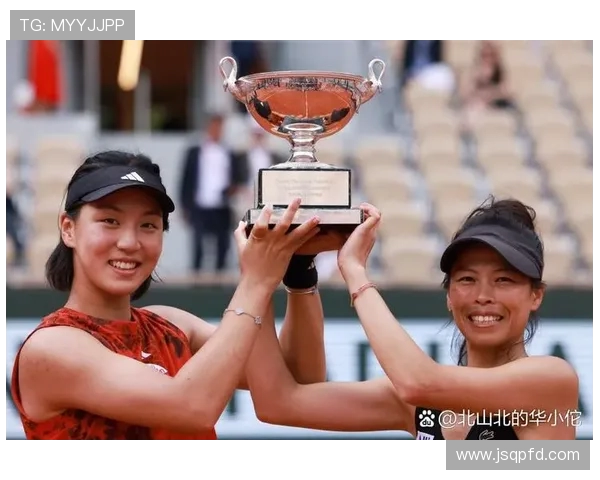 重庆网球队逆袭之路冠军赛特别报道展现拼搏精神与团队力量 重庆网球队逆袭之路冠军赛特别报道展现拼搏精神与团队力量