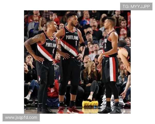 重庆篮球队与武汉篮球队赛后技术分析及战术复盘探讨