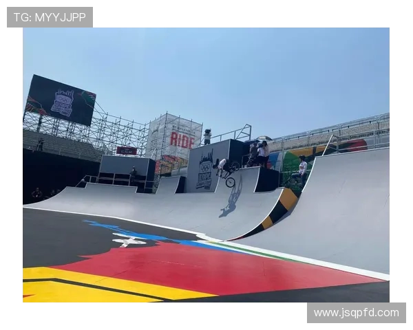 上海极限运动队在世界街舞大赛中的拼搏与荣耀之路 上海极限运动队在世界街舞大赛中的拼搏与荣耀之路