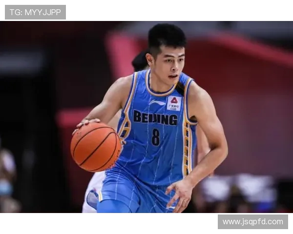 南京篮球队在总决赛中以95分高居积分榜首位展现强劲实力